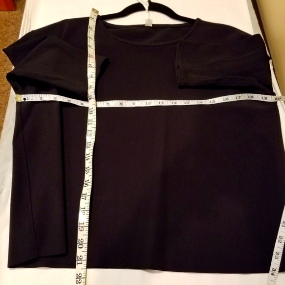Lululemon Black Crop Three Quarter Ribbed Sleeve Drop Shoulder Top - Picture 7 of 10